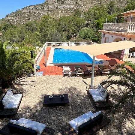 Casa Luna Villa *